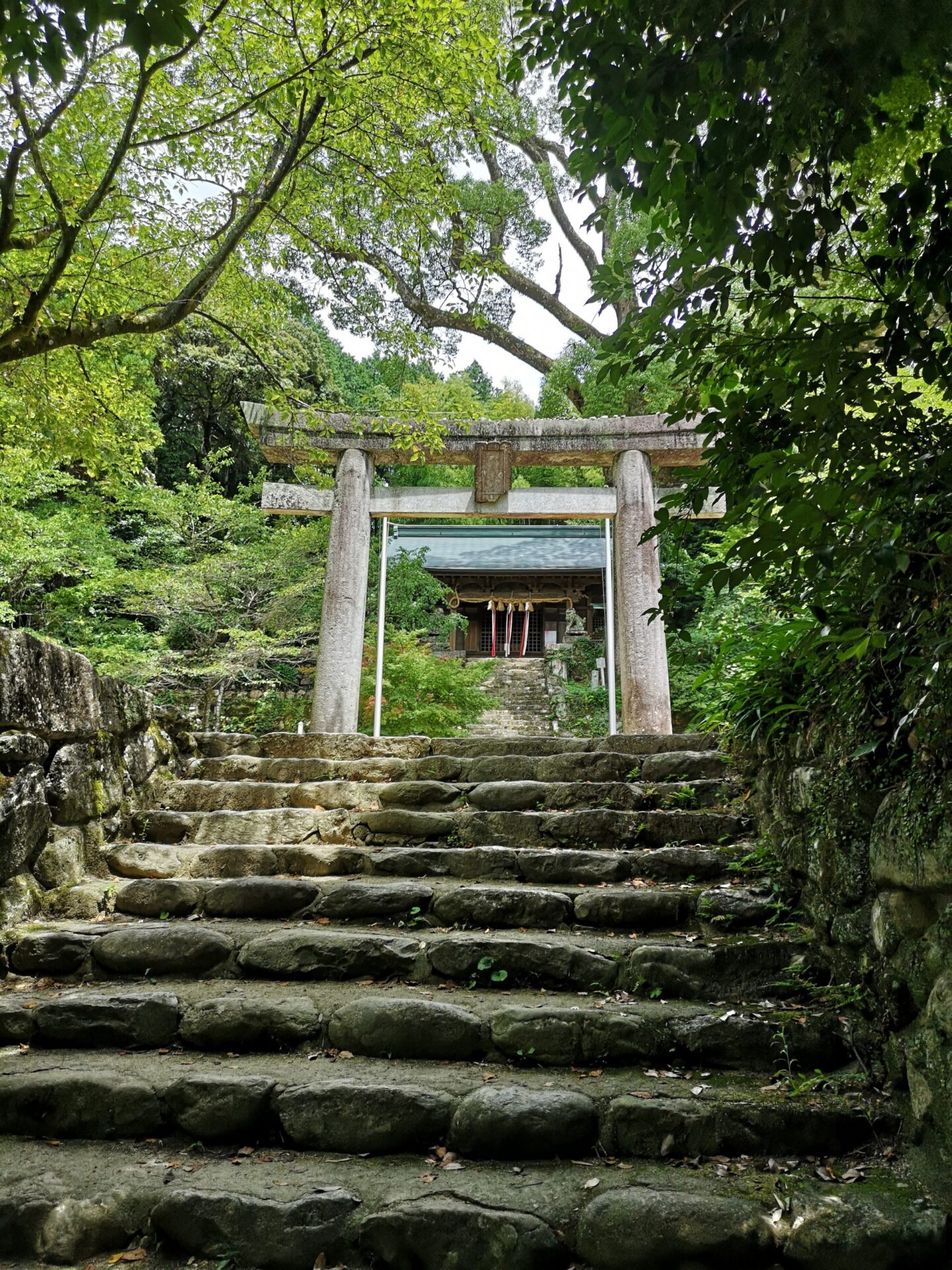 四阿屋神社