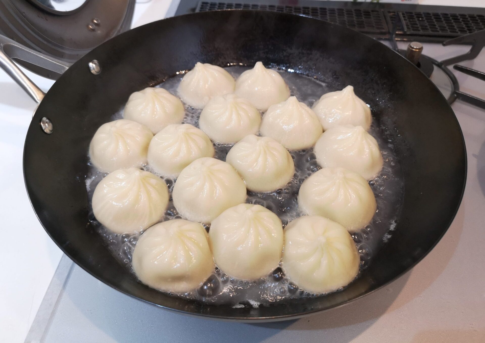 ファディの焼き小籠包