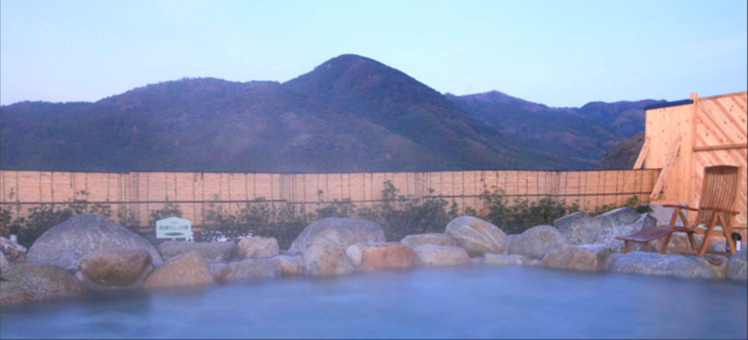 山茶花の湯、絶景露天風呂